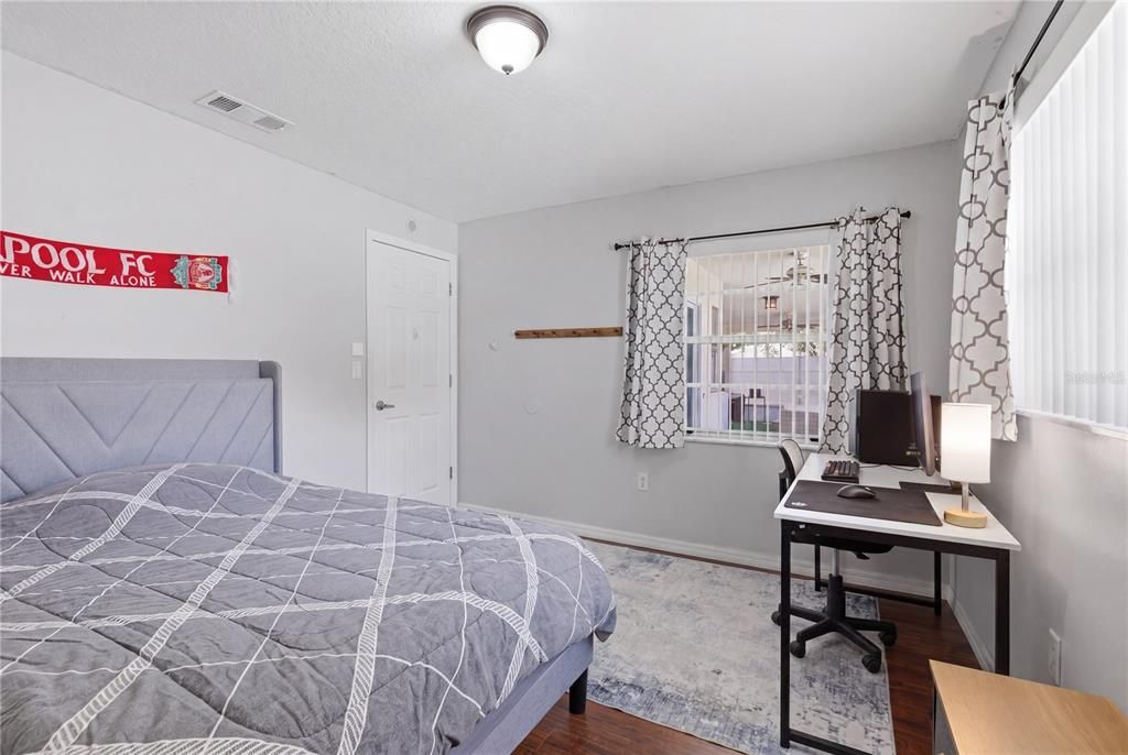 For Sale: $325,000 (3 beds, 2 baths, 1607 Square Feet)