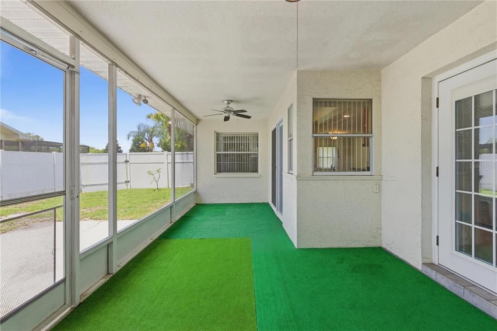 For Sale: $325,000 (3 beds, 2 baths, 1607 Square Feet)