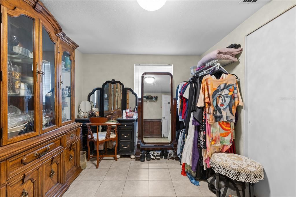 En Venta: $210,000 (3 camas, 1 baños, 928 Pies cuadrados)