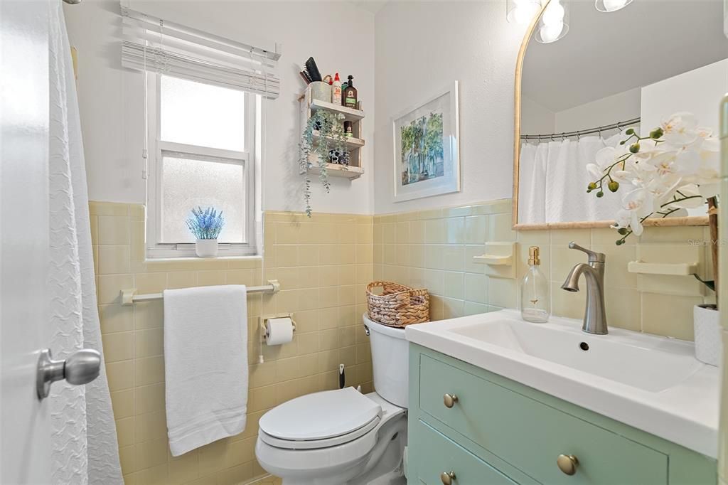 For Sale: $519,000 (3 beds, 2 baths, 1929 Square Feet)
