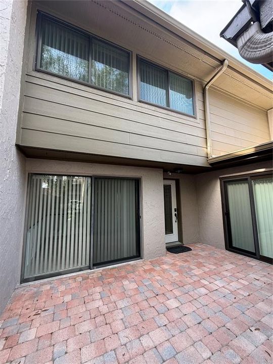 Active With Contract: $2,250 (3 beds, 3 baths, 1793 Square Feet)