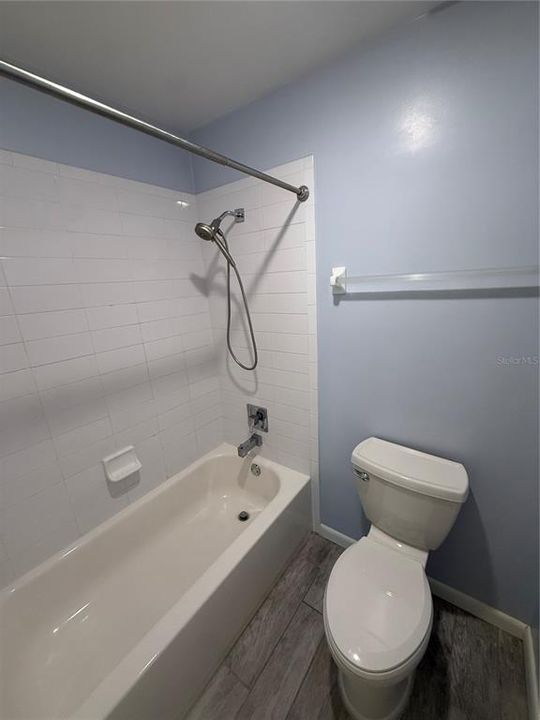 Active With Contract: $2,250 (3 beds, 3 baths, 1793 Square Feet)