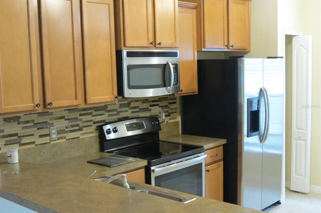 For Rent: $1,700 (2 beds, 2 baths, 1144 Square Feet)