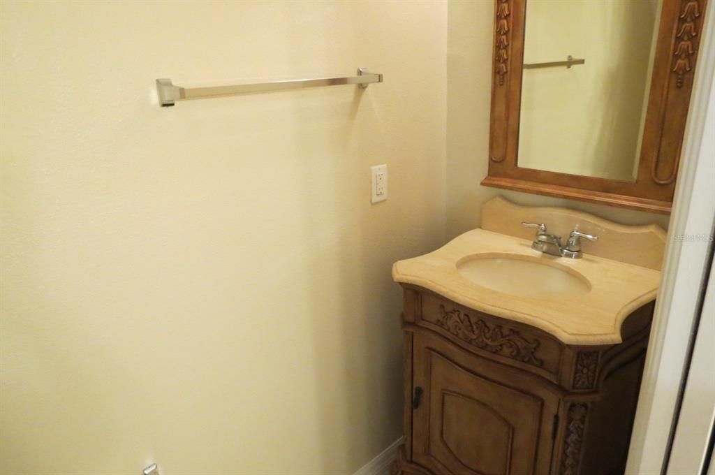 For Rent: $1,700 (2 beds, 2 baths, 1144 Square Feet)