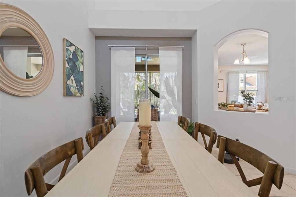 For Sale: $514,900 (3 beds, 2 baths, 2283 Square Feet)