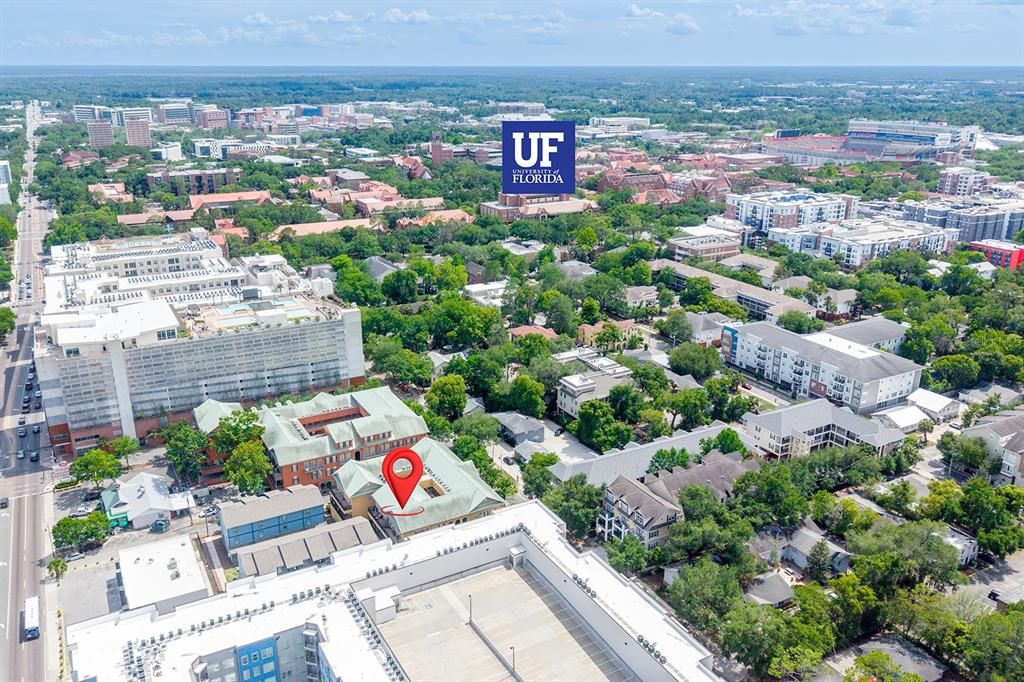 For Sale: $399,950 (2 beds, 2 baths, 1036 Square Feet)