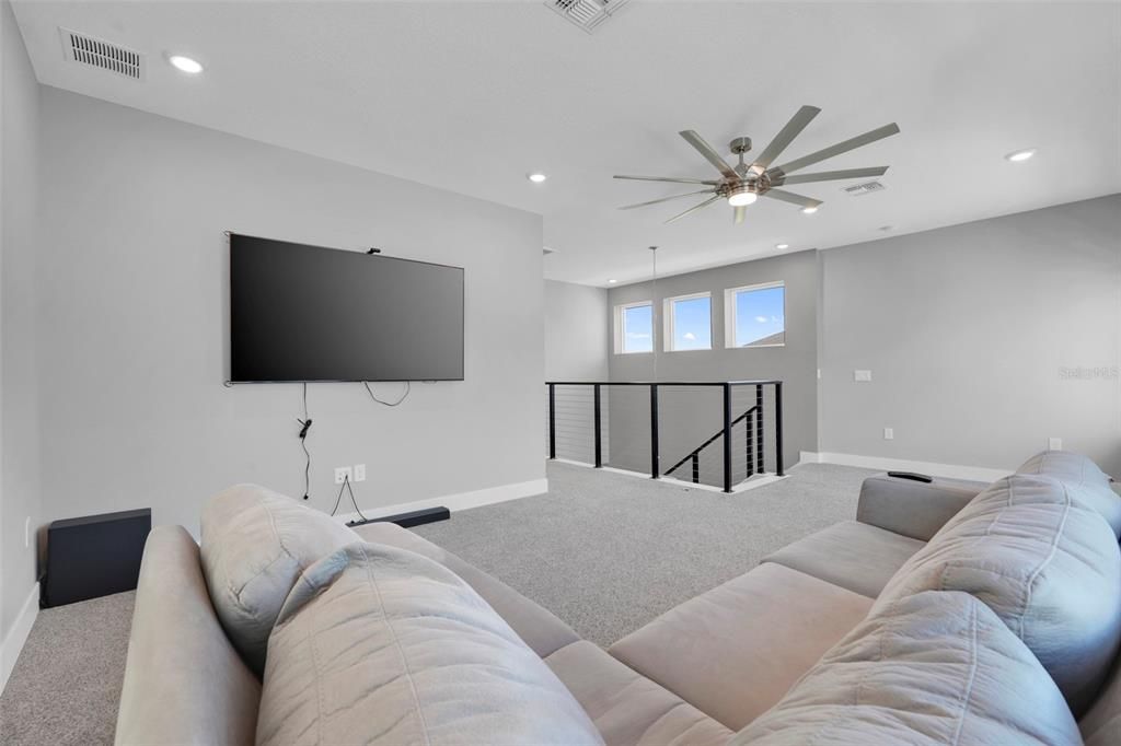 For Sale: $520,000 (3 beds, 2 baths, 2082 Square Feet)
