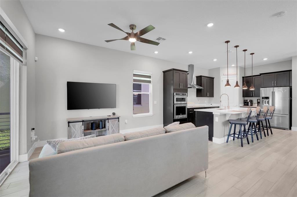 For Sale: $520,000 (3 beds, 2 baths, 2082 Square Feet)