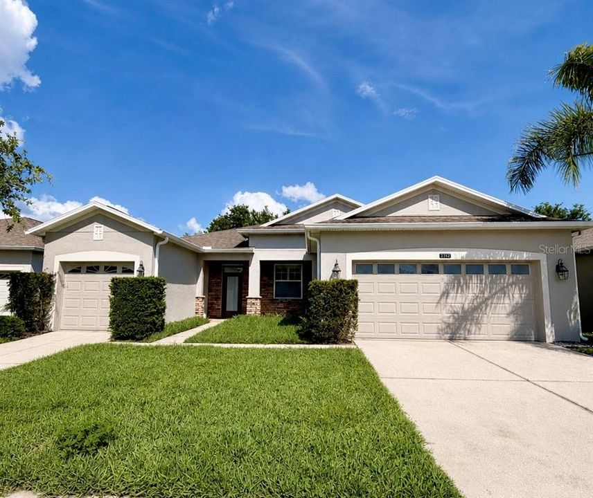 For Rent: $3,200 (4 beds, 3 baths, 2114 Square Feet)