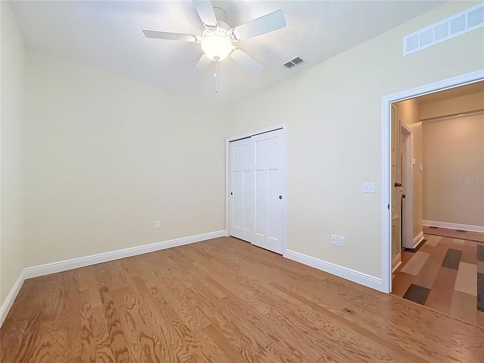 For Sale: $349,000 (4 beds, 2 baths, 2004 Square Feet)
