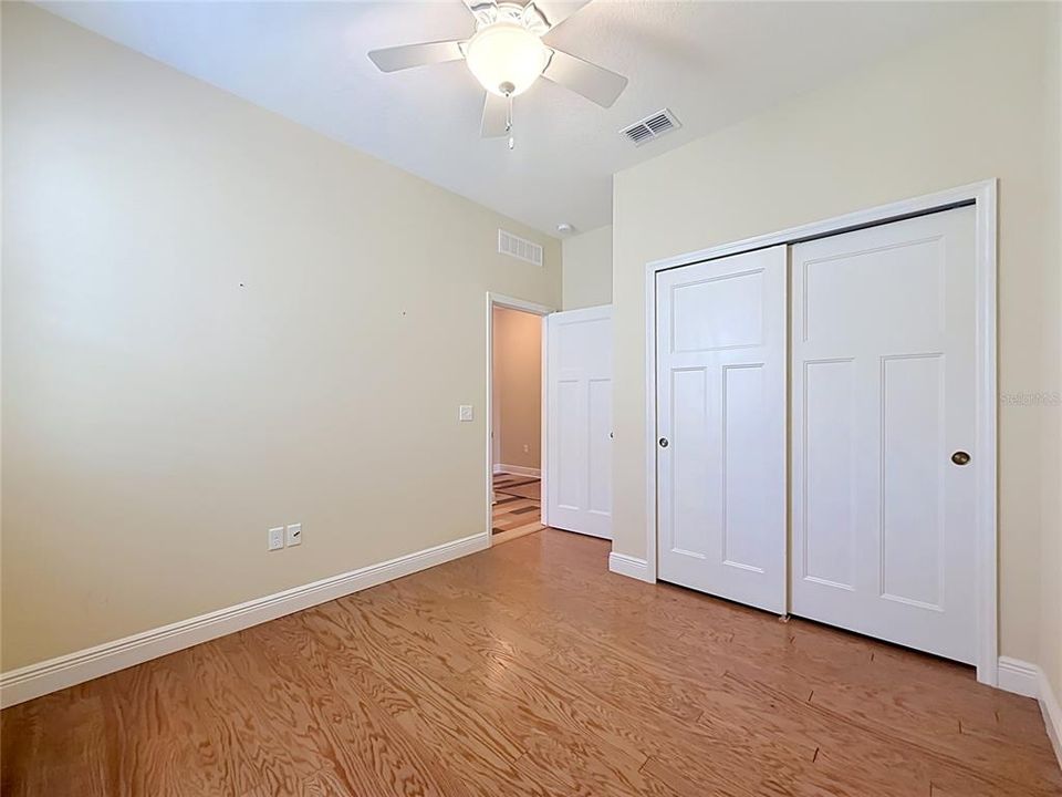 For Sale: $349,000 (4 beds, 2 baths, 2004 Square Feet)