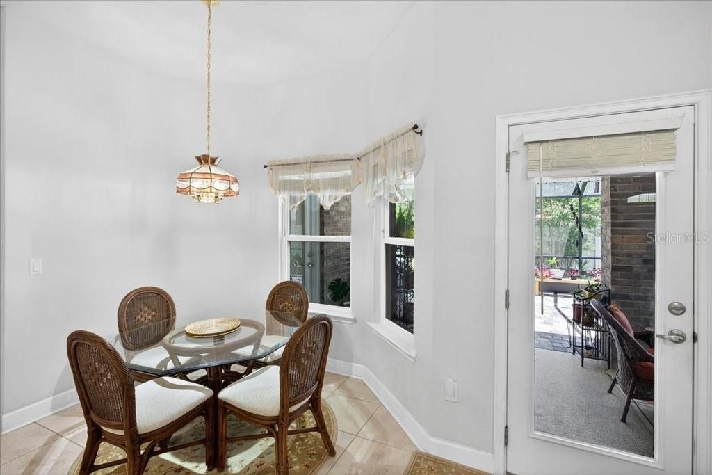 For Sale: $460,000 (4 beds, 3 baths, 2508 Square Feet)