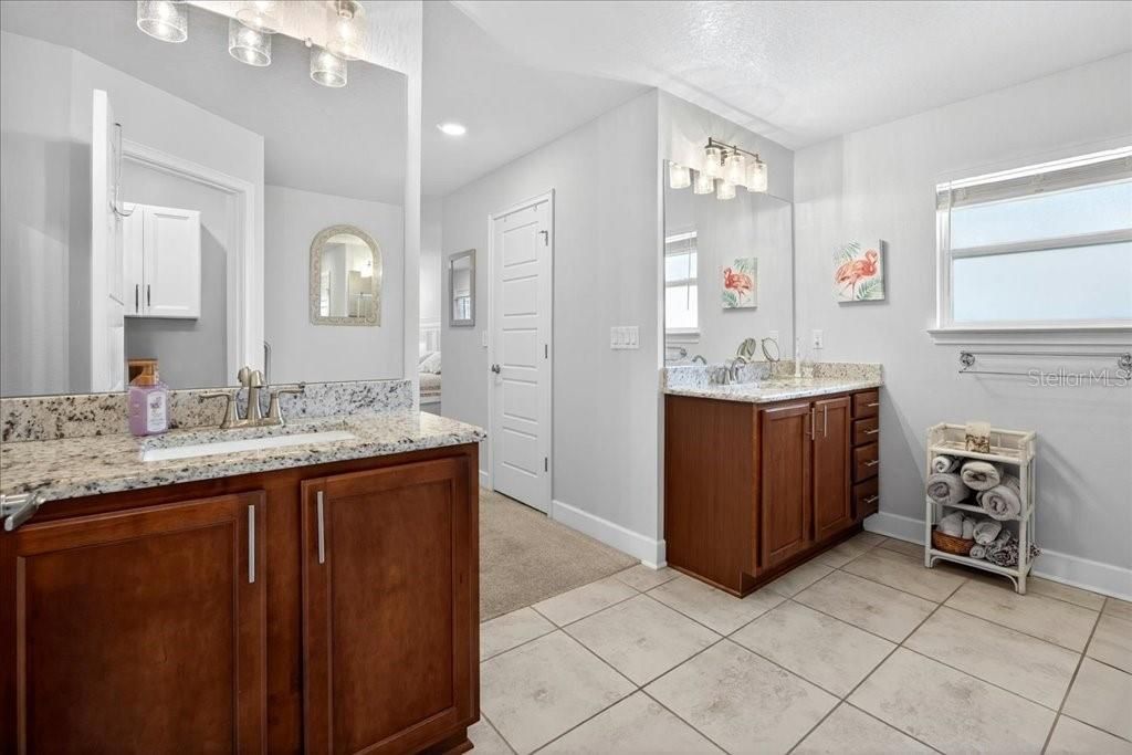 For Sale: $460,000 (4 beds, 3 baths, 2508 Square Feet)