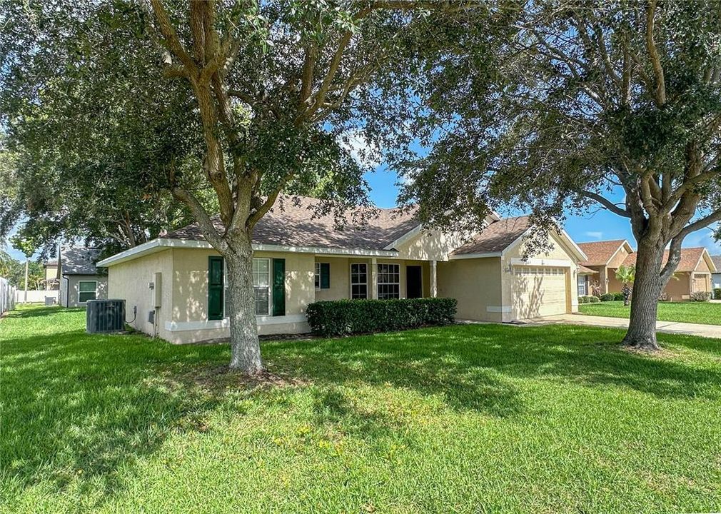 For Rent: $2,865 (3 beds, 2 baths, 1591 Square Feet)