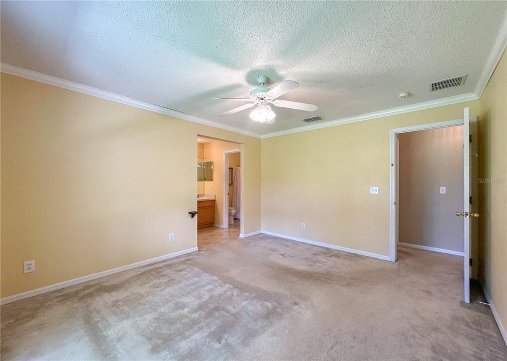 For Rent: $2,865 (3 beds, 2 baths, 1591 Square Feet)