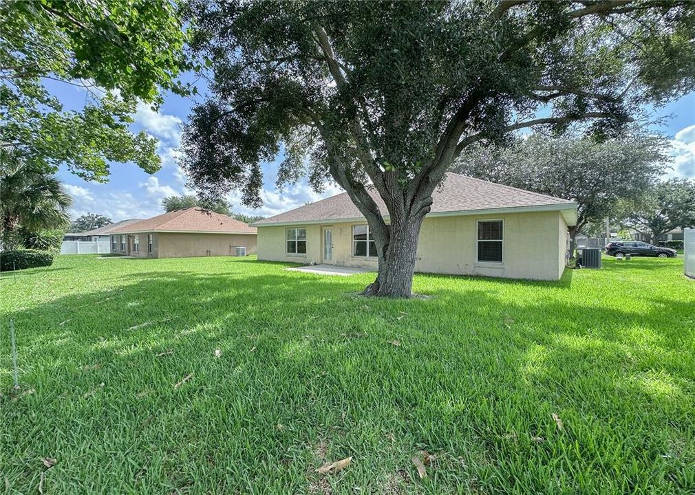 For Rent: $2,865 (3 beds, 2 baths, 1591 Square Feet)