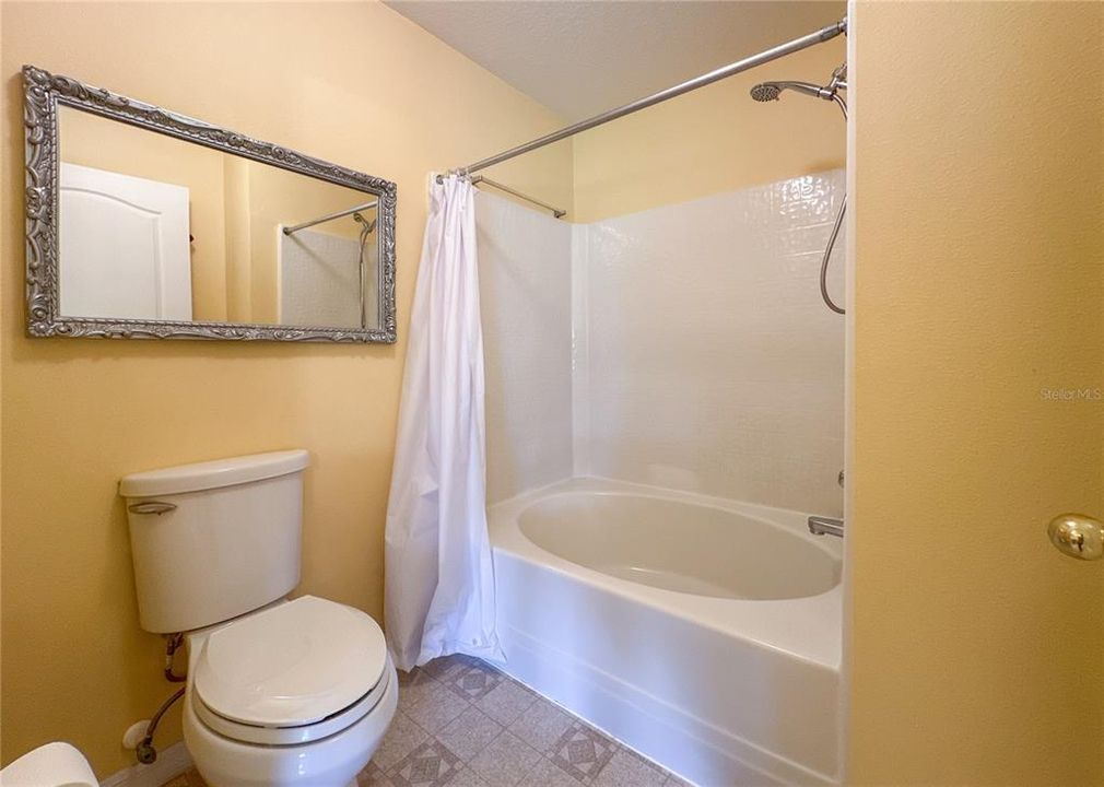 For Rent: $2,865 (3 beds, 2 baths, 1591 Square Feet)