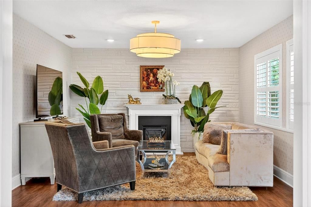For Rent: $4,900 (3 beds, 2 baths, 3140 Square Feet)