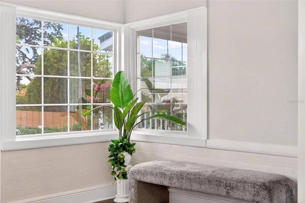 For Rent: $4,900 (3 beds, 2 baths, 3140 Square Feet)