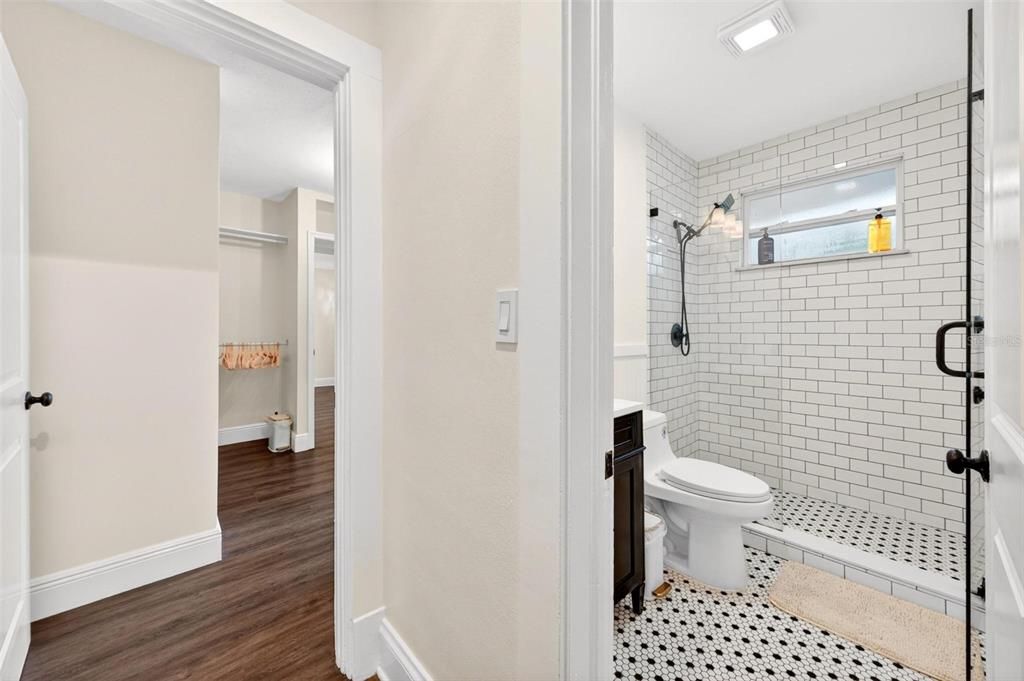 For Rent: $4,900 (3 beds, 2 baths, 3140 Square Feet)