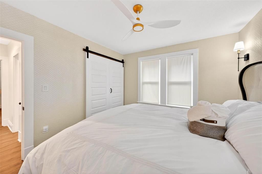 For Rent: $4,900 (3 beds, 2 baths, 3140 Square Feet)
