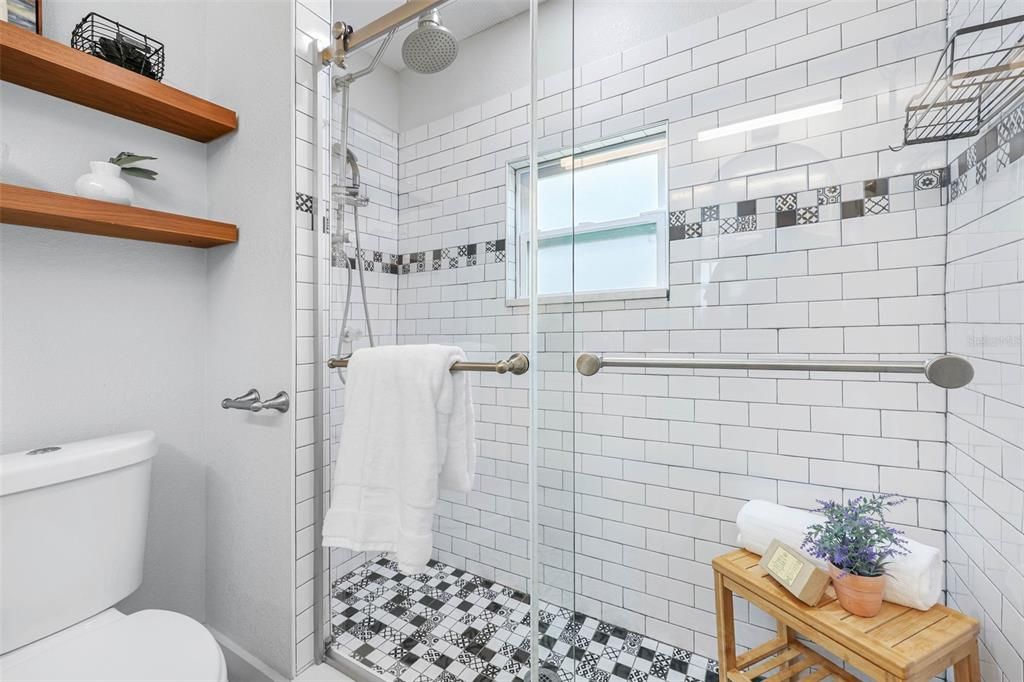 Active With Contract: $750,000 (4 beds, 2 baths, 1692 Square Feet)