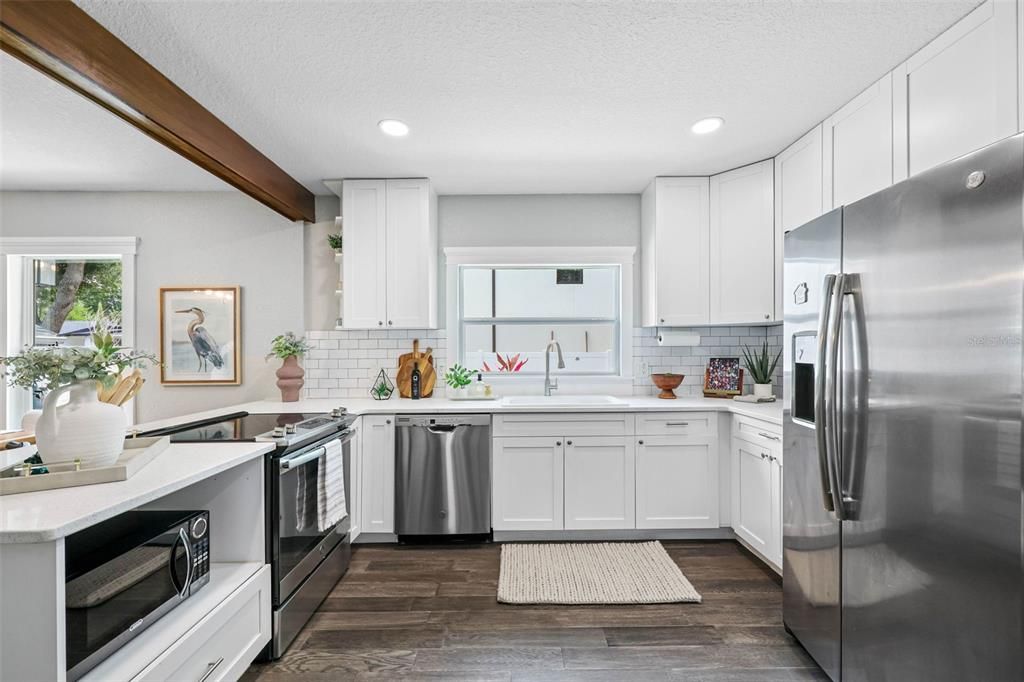 Active With Contract: $750,000 (4 beds, 2 baths, 1692 Square Feet)