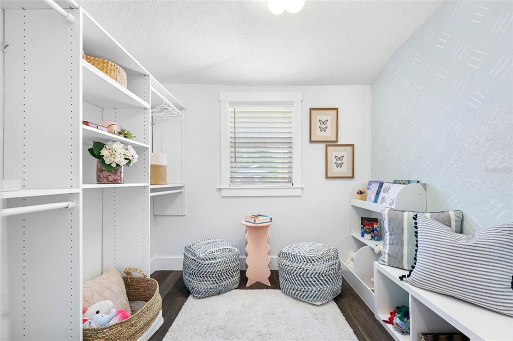 Active With Contract: $750,000 (4 beds, 2 baths, 1692 Square Feet)
