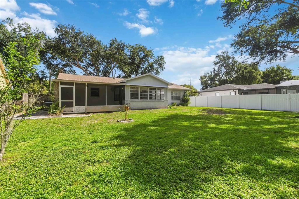 En Venta: $320,000 (2 camas, 2 baños, 1512 Pies cuadrados)