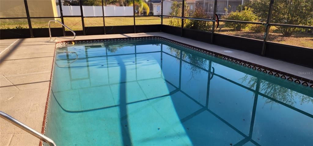 For Sale: $299,900 (2 beds, 2 baths, 1196 Square Feet)