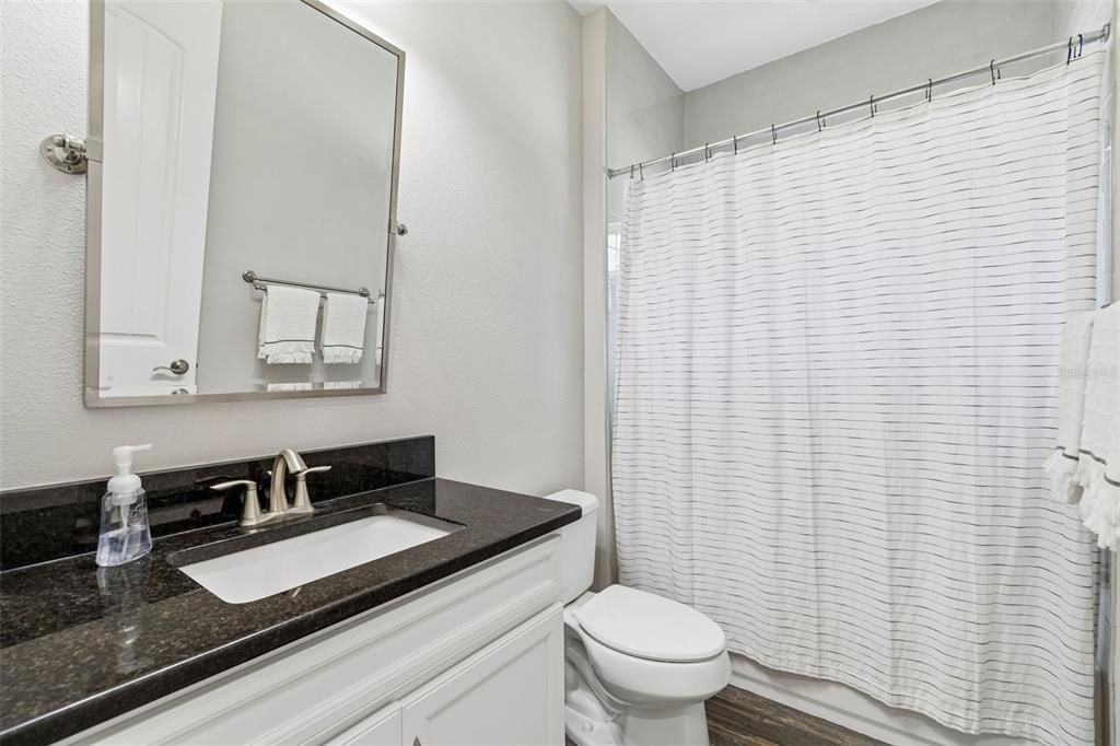 En Venta: $585,000 (3 camas, 2 baños, 2090 Pies cuadrados)