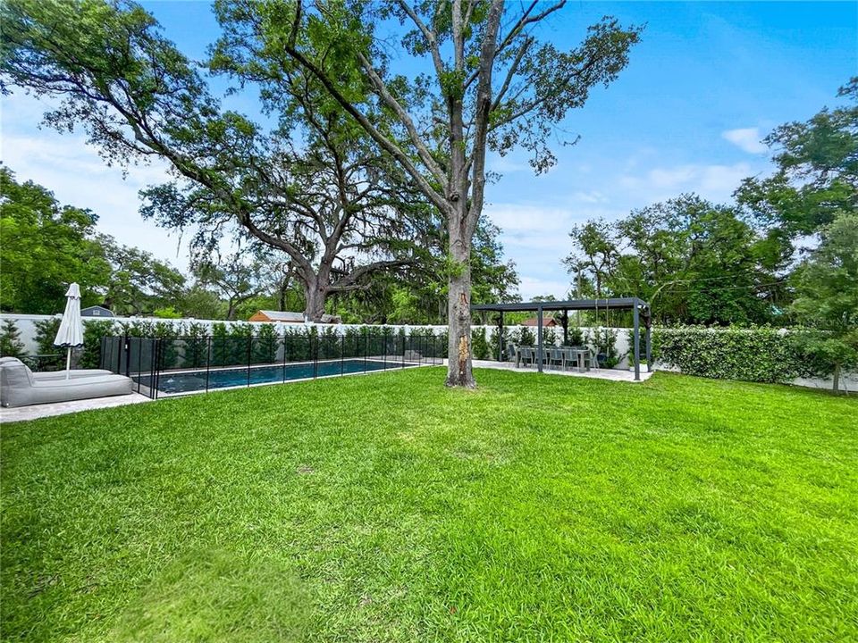For Sale: $1,250,000 (4 beds, 3 baths, 3751 Square Feet)