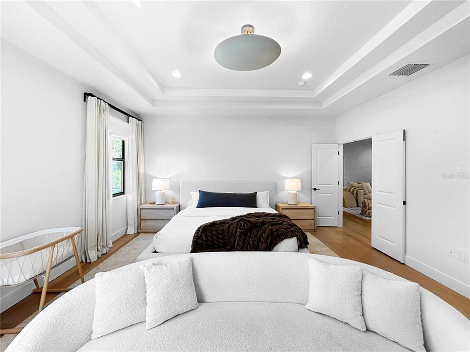 For Sale: $1,250,000 (4 beds, 3 baths, 3751 Square Feet)