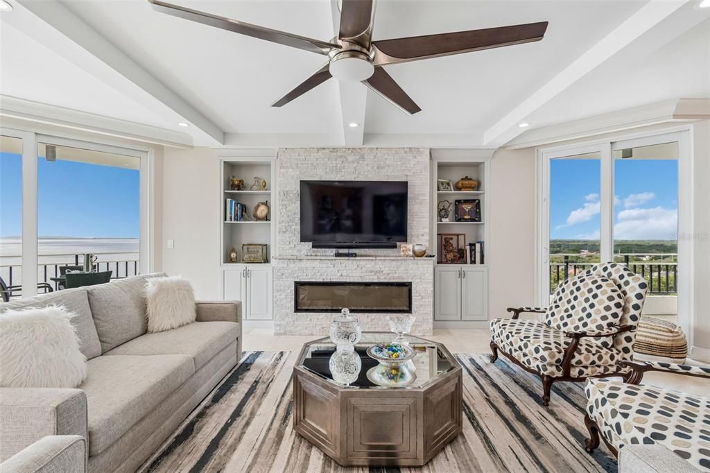 For Sale: $1,598,800 (2 beds, 2 baths, 2478 Square Feet)