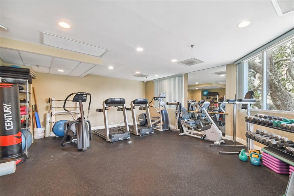 For Sale: $1,598,800 (2 beds, 2 baths, 2478 Square Feet)