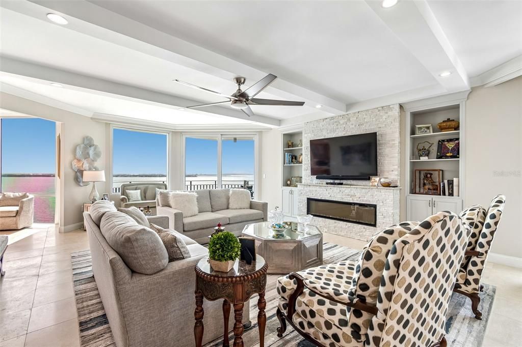 For Sale: $1,598,800 (2 beds, 2 baths, 2478 Square Feet)