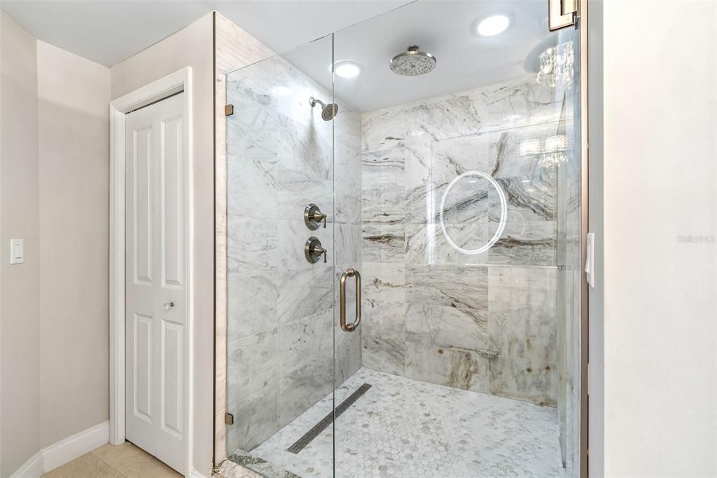 For Sale: $1,598,800 (2 beds, 2 baths, 2478 Square Feet)
