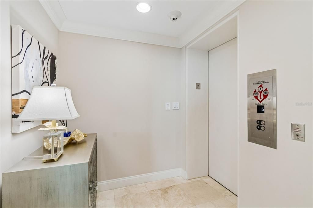 For Sale: $1,598,800 (2 beds, 2 baths, 2478 Square Feet)
