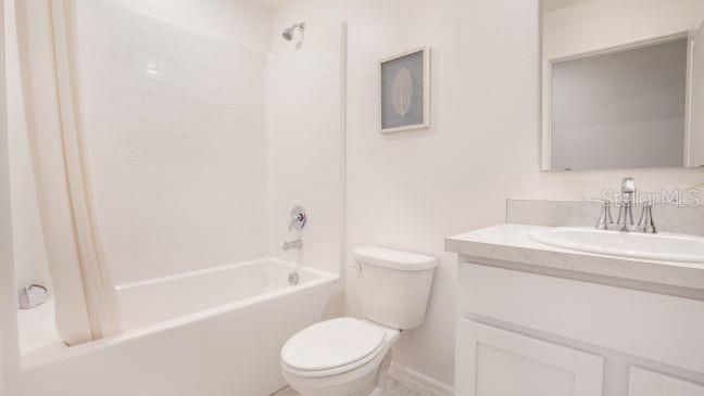 Active With Contract: $286,450 (4 beds, 2 baths, 1876 Square Feet)