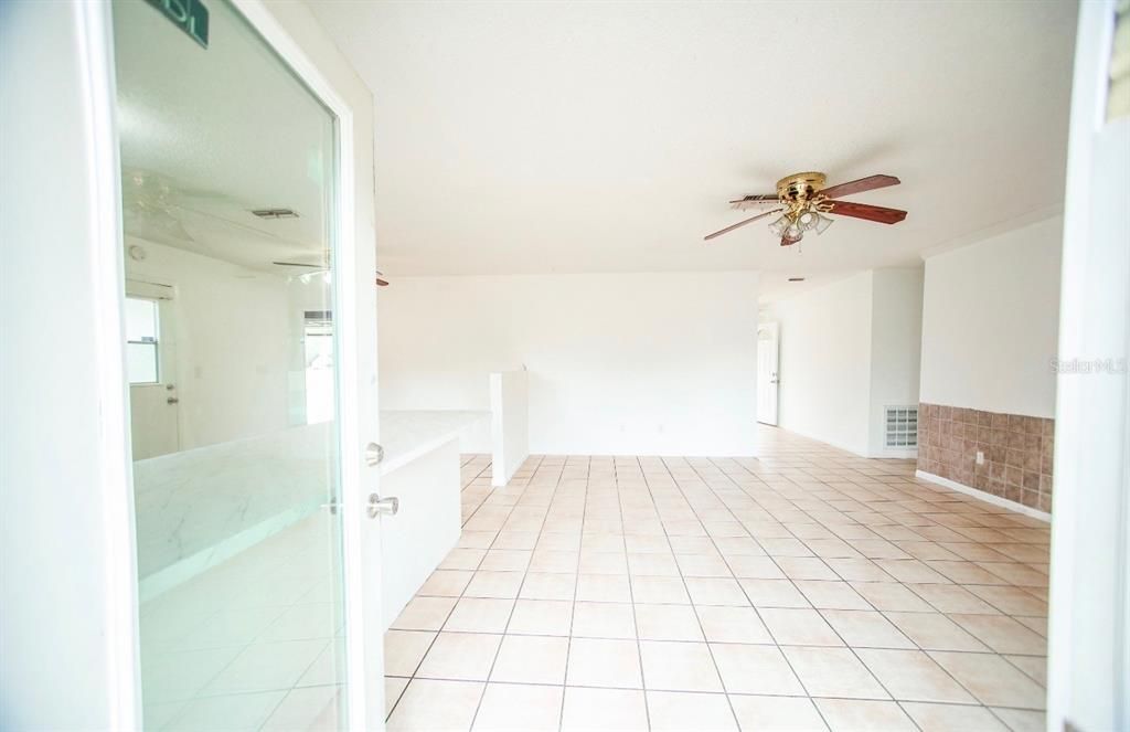 For Sale: $235,000 (3 beds, 2 baths, 1572 Square Feet)