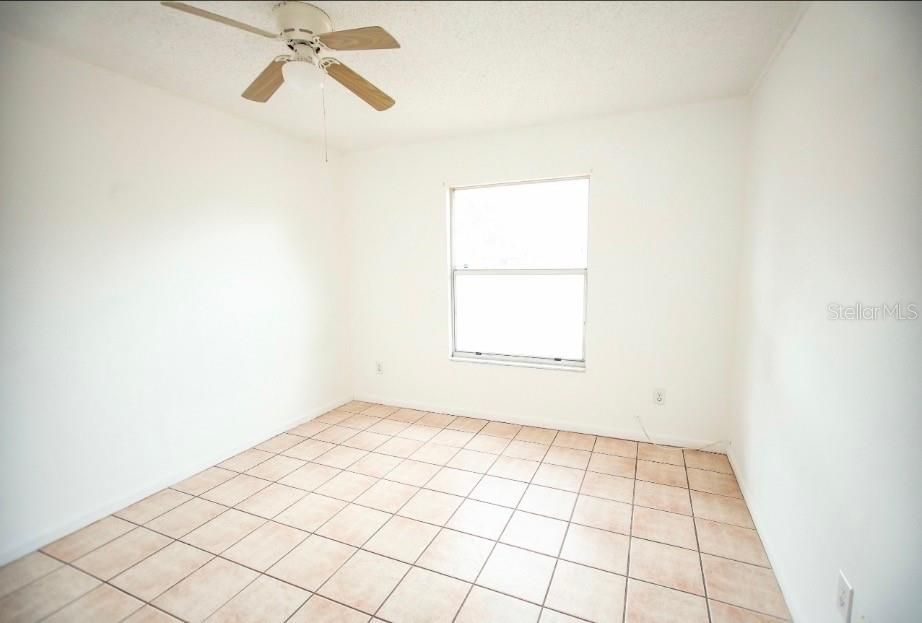 For Sale: $235,000 (3 beds, 2 baths, 1572 Square Feet)