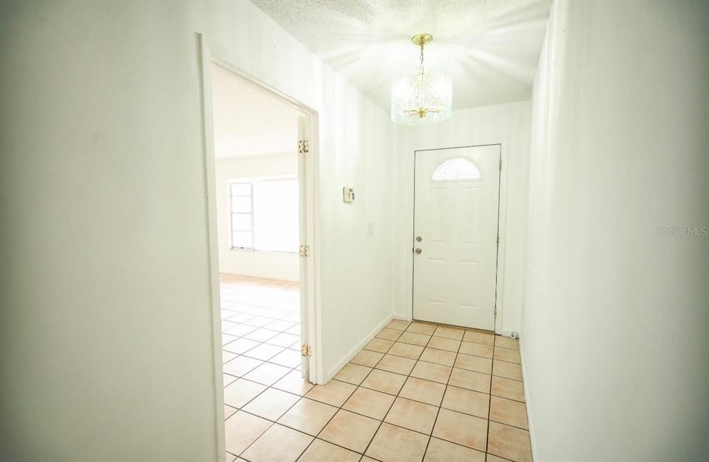 For Sale: $235,000 (3 beds, 2 baths, 1572 Square Feet)