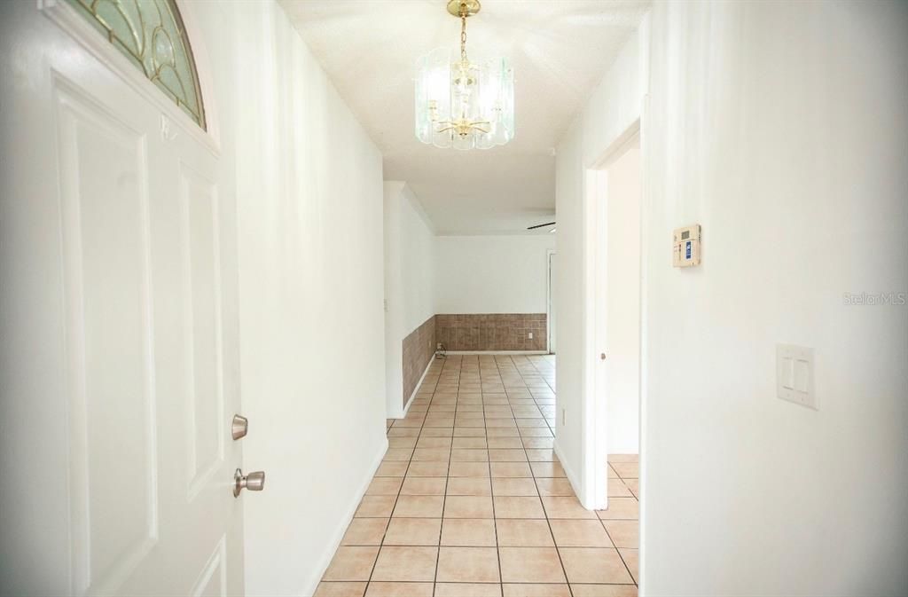 For Sale: $235,000 (3 beds, 2 baths, 1572 Square Feet)