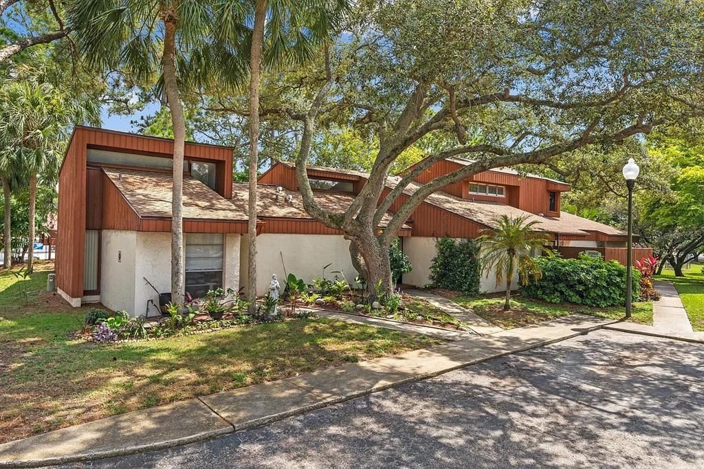 For Sale: $265,000 (3 beds, 2 baths, 1460 Square Feet)