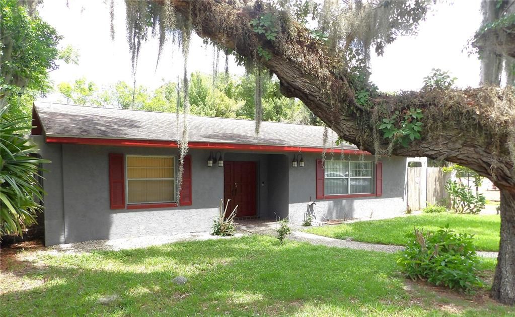 For Sale: $245,000 (3 beds, 2 baths, 1739 Square Feet)