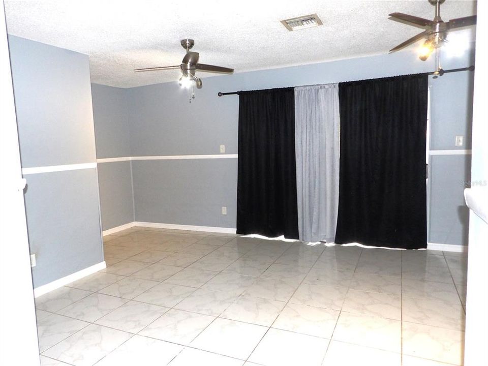For Sale: $245,000 (3 beds, 2 baths, 1739 Square Feet)