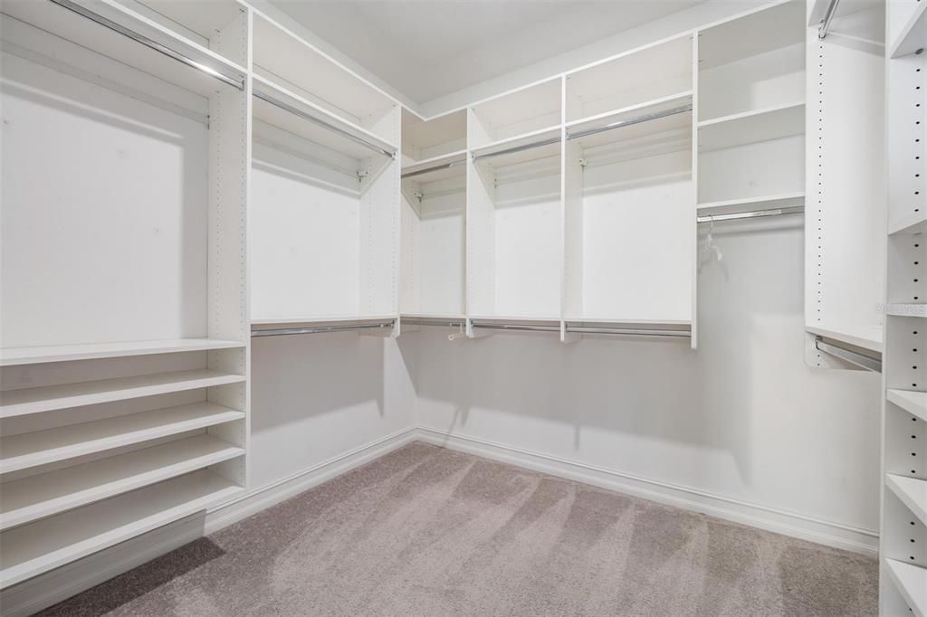 For Rent: $2,800 (3 beds, 2 baths, 2047 Square Feet)