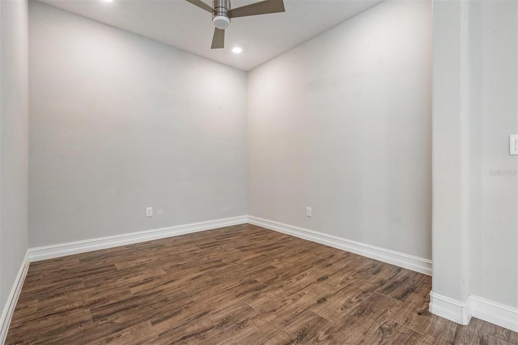 For Rent: $2,800 (3 beds, 2 baths, 2047 Square Feet)