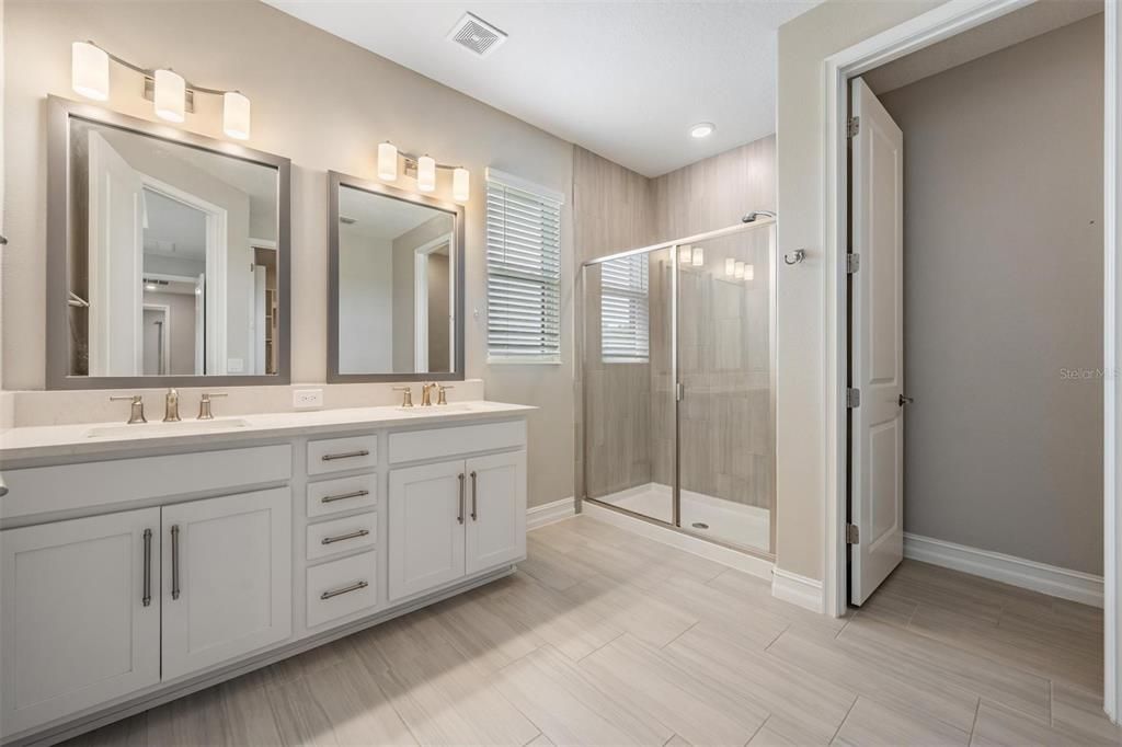 For Rent: $2,800 (3 beds, 2 baths, 2047 Square Feet)