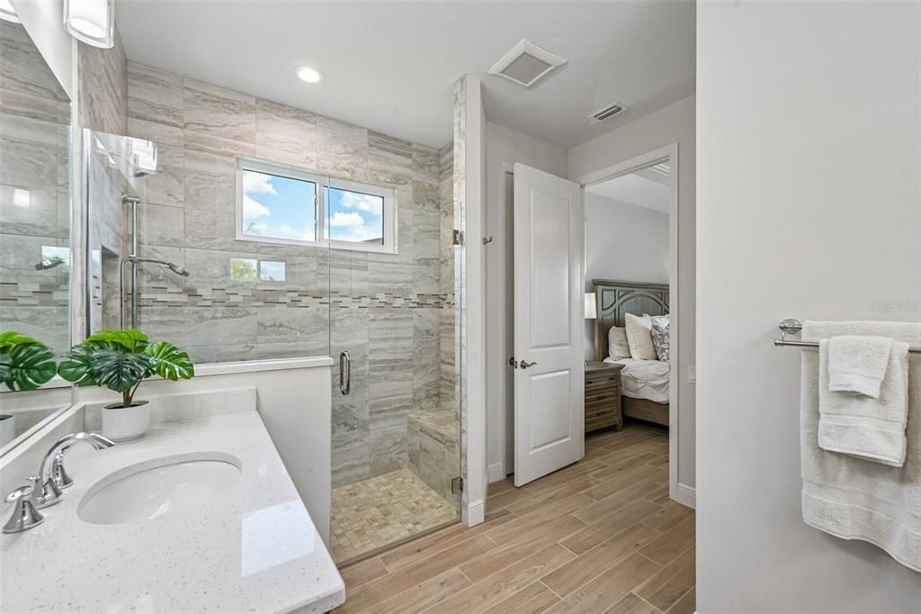 For Sale: $799,999 (3 beds, 2 baths, 2203 Square Feet)